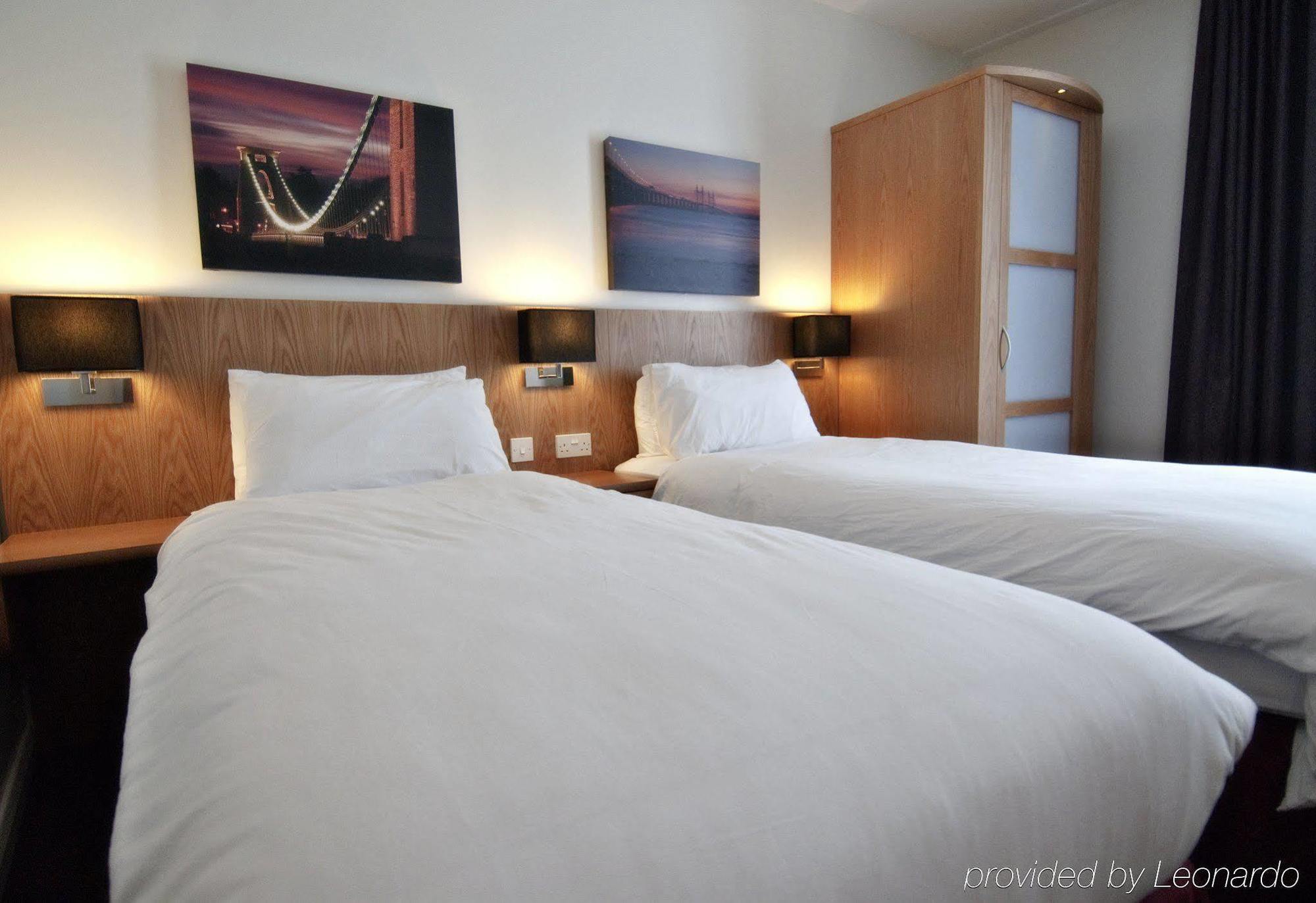 Hotel Future 4*